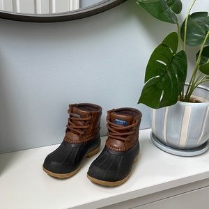 Sperry Kids Port Rain Boot size 7